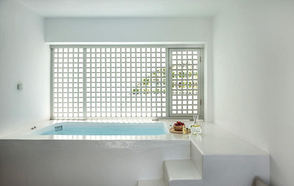 Santorini Kastelli Resort